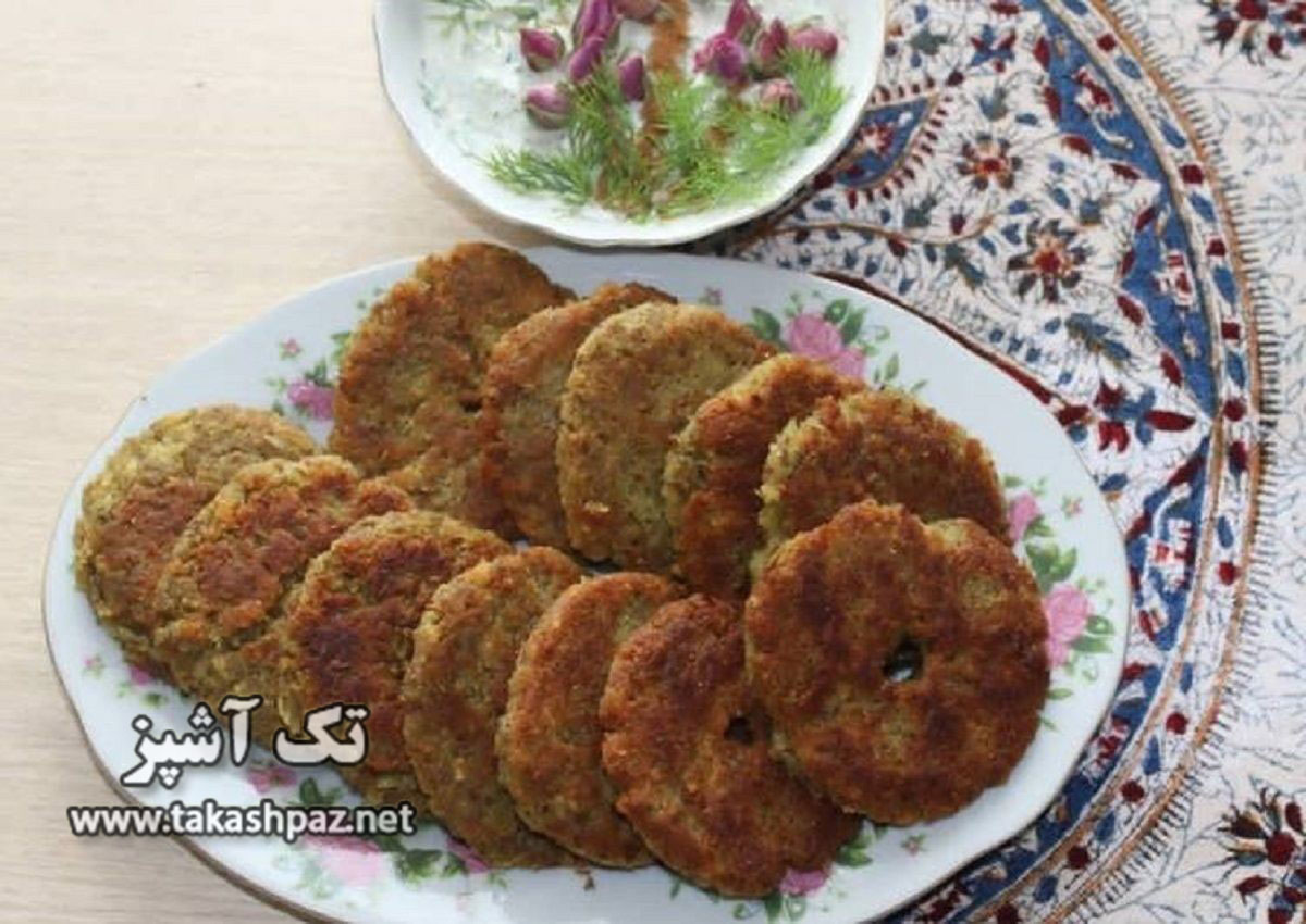 طرز تهیه کوکو عدس رژیمی 2 کوکو عدس رژیمی - مجله تک آشپز