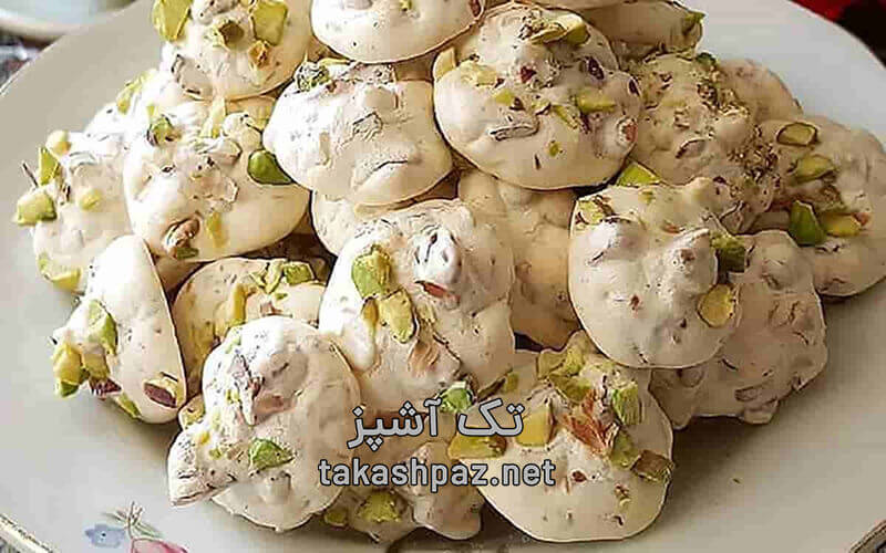 طرز تهیه شیرینی پفکی گردویی خانگی عید نوروز