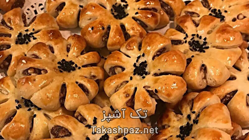 طرز تهیه کلوچه خرمایی خانگی