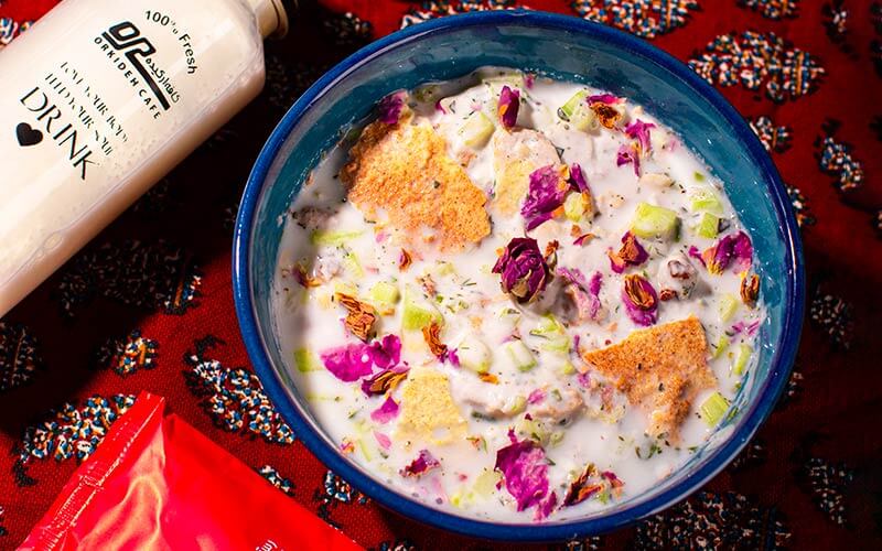 طرز تهیه غذای خنک برای تابستان: معرفی خوشمزهترین غذاهای تابستان 3 سفارش آبدوغ خیار از ارکیده اکسپرس شعبه هروی