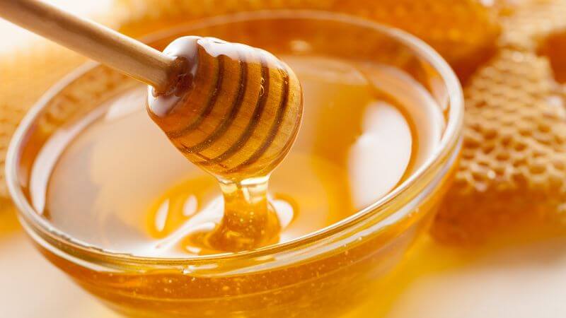 عسل ویژه: طعمی ناب، خواصی شگفتانگیز! 1 عسل درجه یک و متفاوت چهل گیاه
