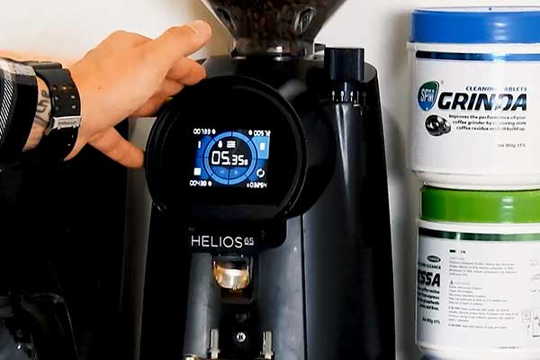 تجهیزات مورد نیاز برای راه اندازی کافی شاپ