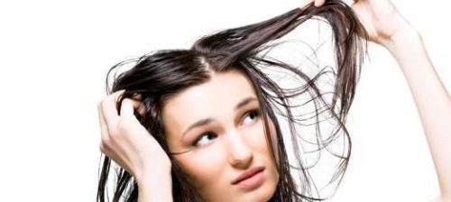 اگرموی سرتان ژنتیکی چرب است هرروزحمام نکنید!| مجله بانوان تک آشپز